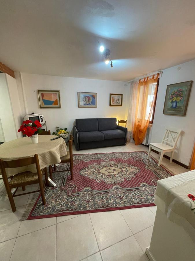 Home Lovers Apartment Velence Kültér fotó