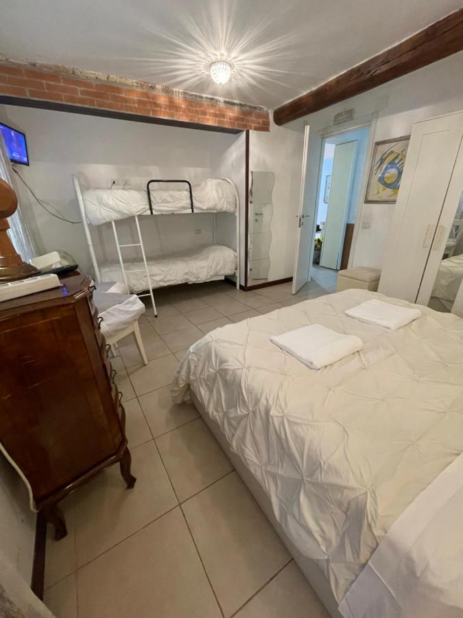 Home Lovers Apartment Velence Kültér fotó